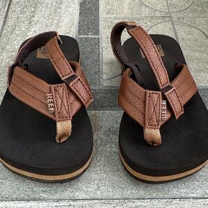 Reef toddler brown and Black Backstrap Sandals